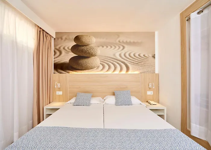Hotels in Santa Ponça