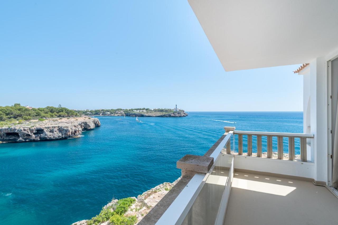 One-Bedroom Apartment Sea View