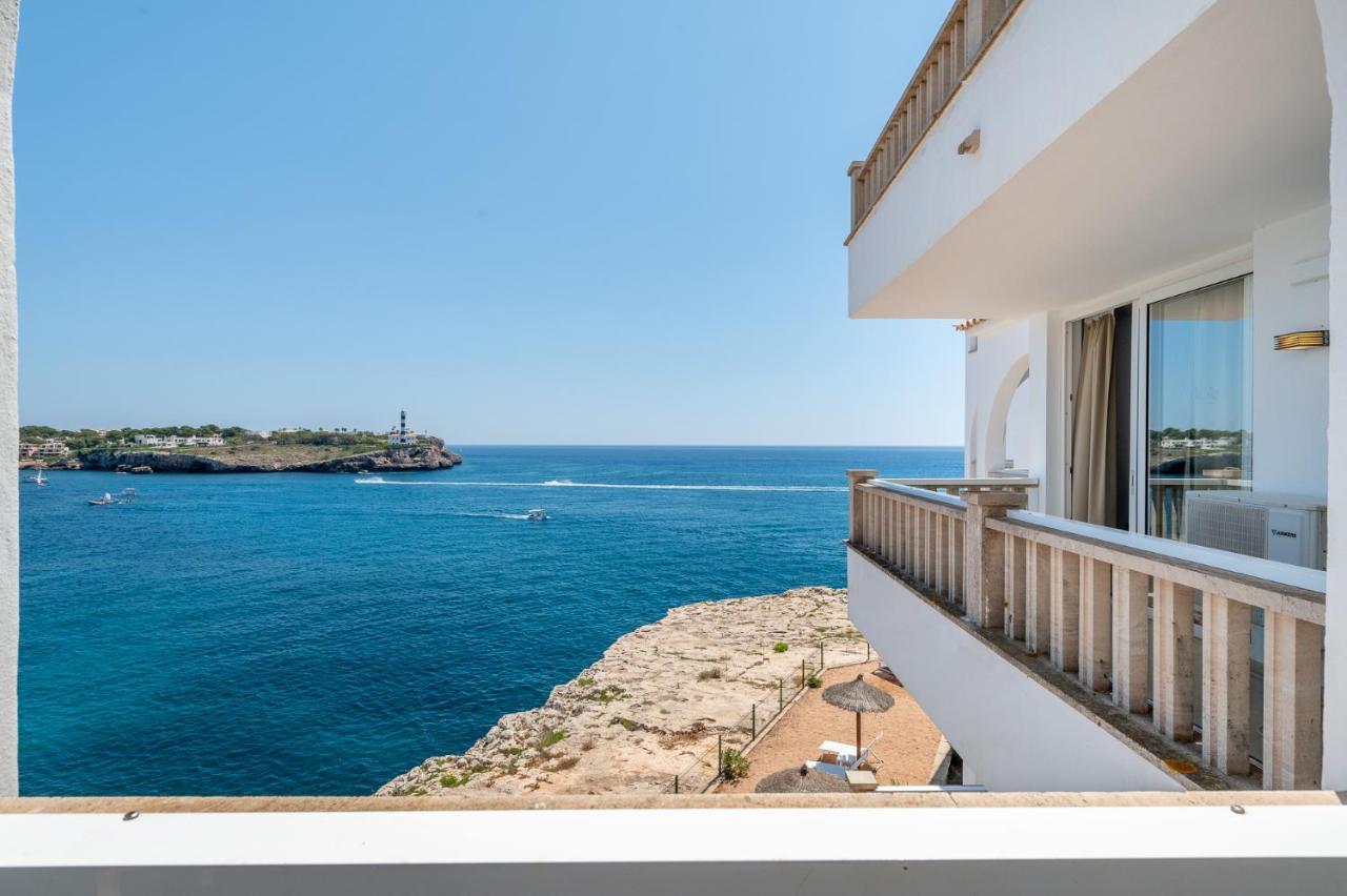 One-Bedroom Apartment Sea View