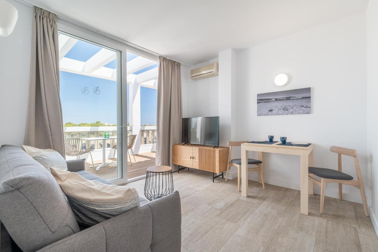 Superior One-Bedroom Apartment Sea View