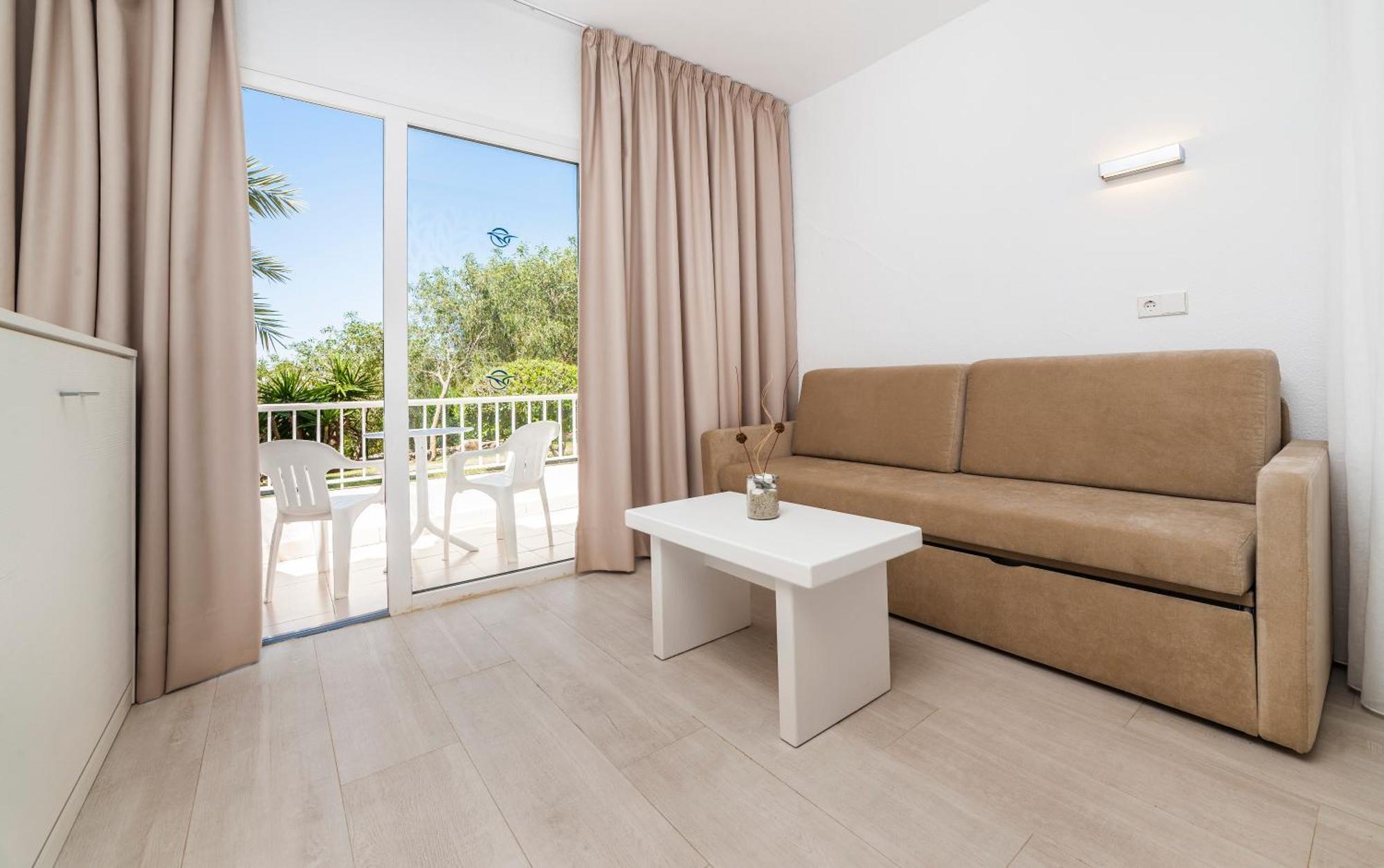 Family Double Room