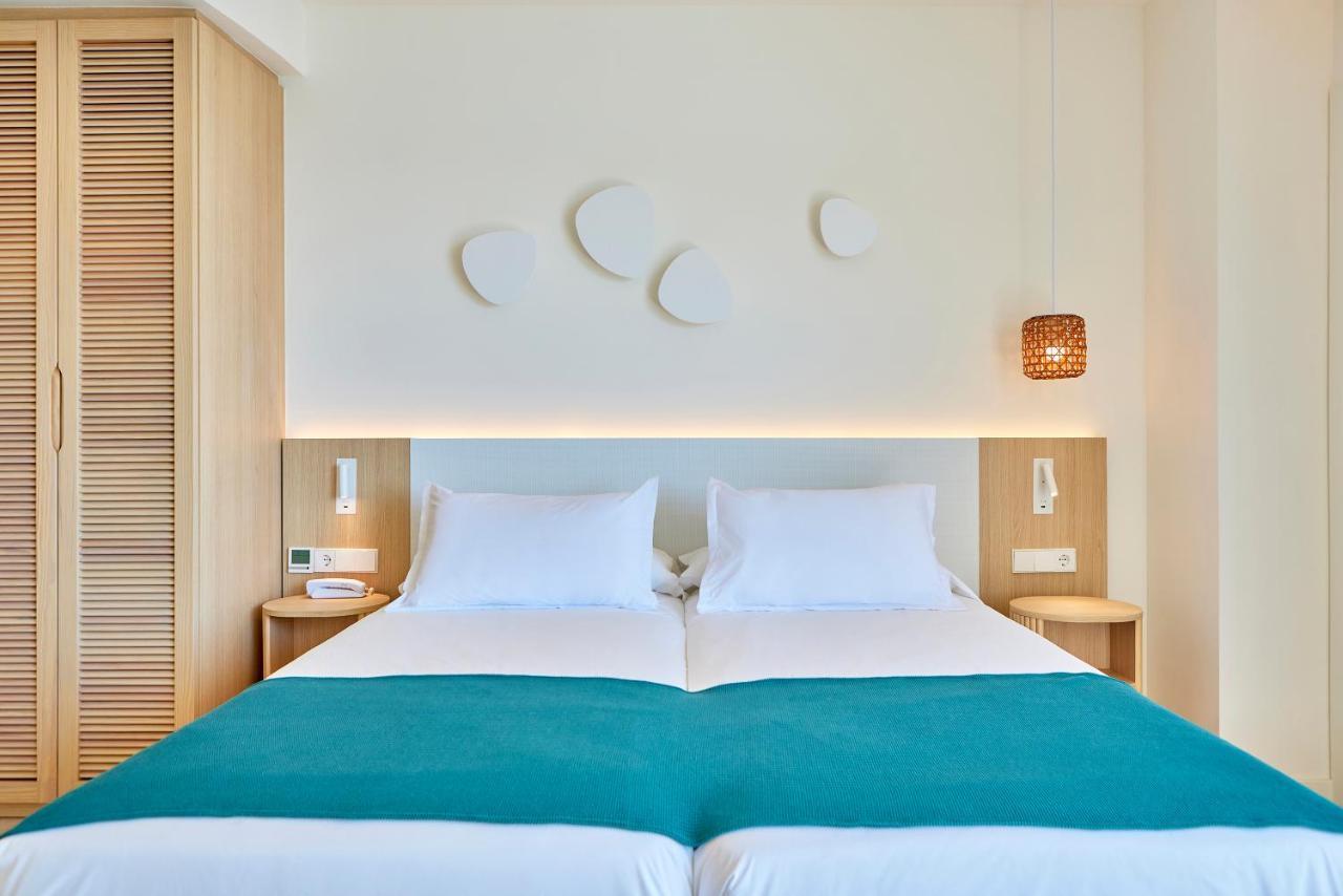 Twin Room Sea View