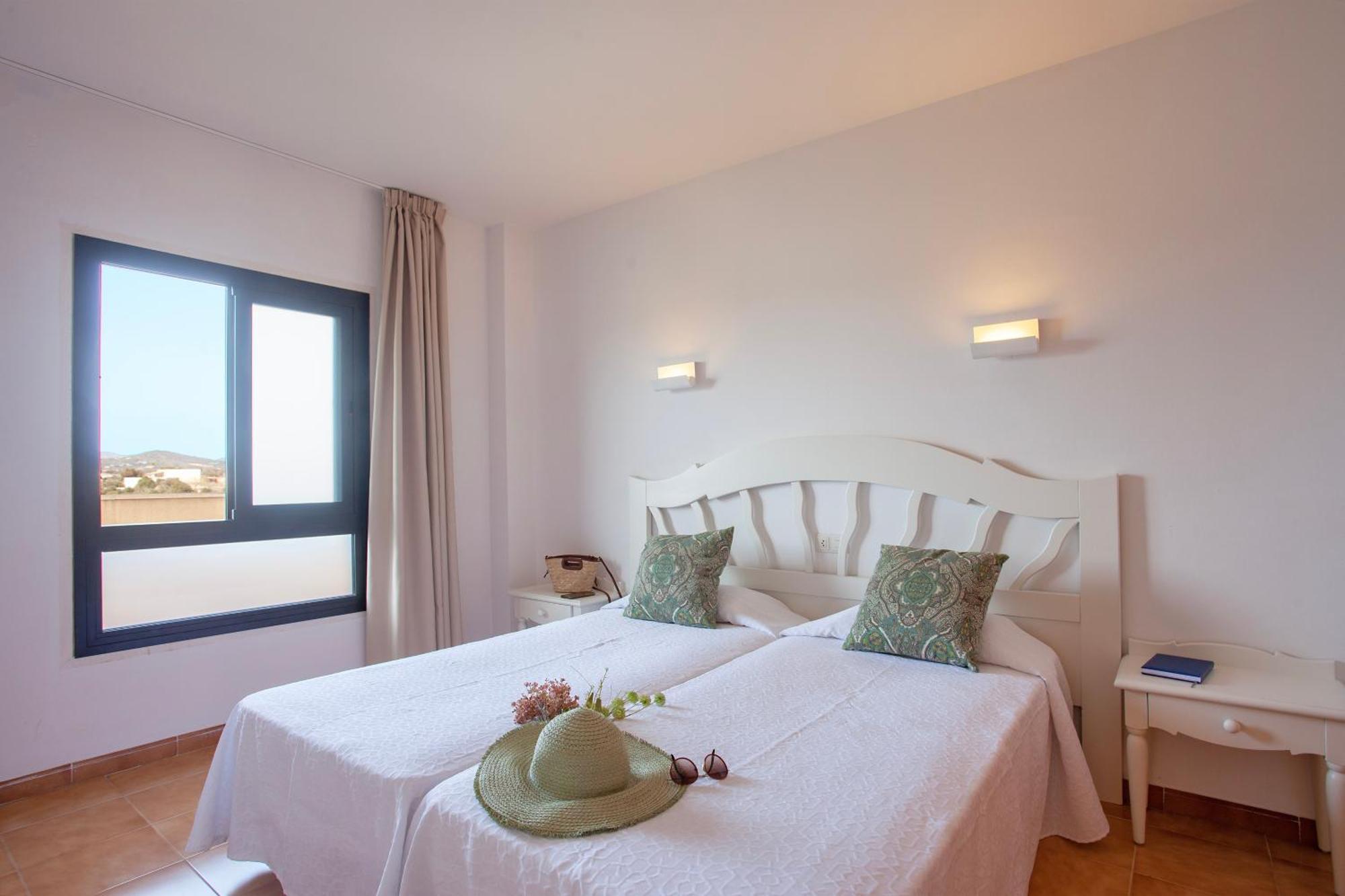 One-Bedroom Apartment Balcony