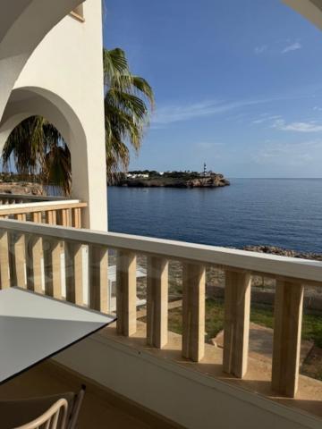 One-Bedroom Apartment Sea View