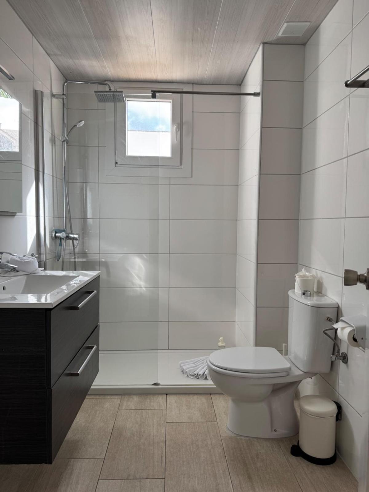 One-Bedroom Apartment Sea View
