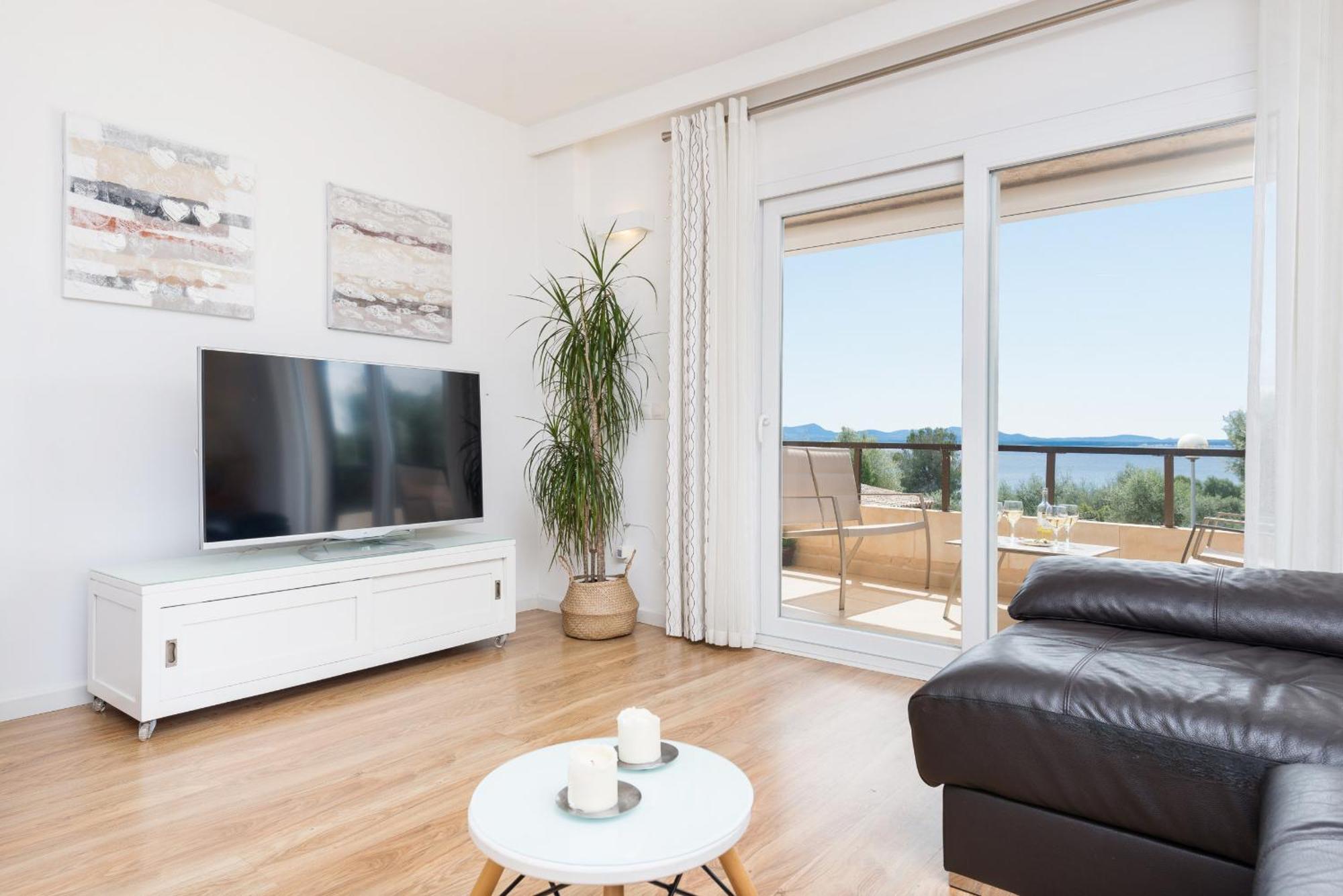 Apartment Sea View