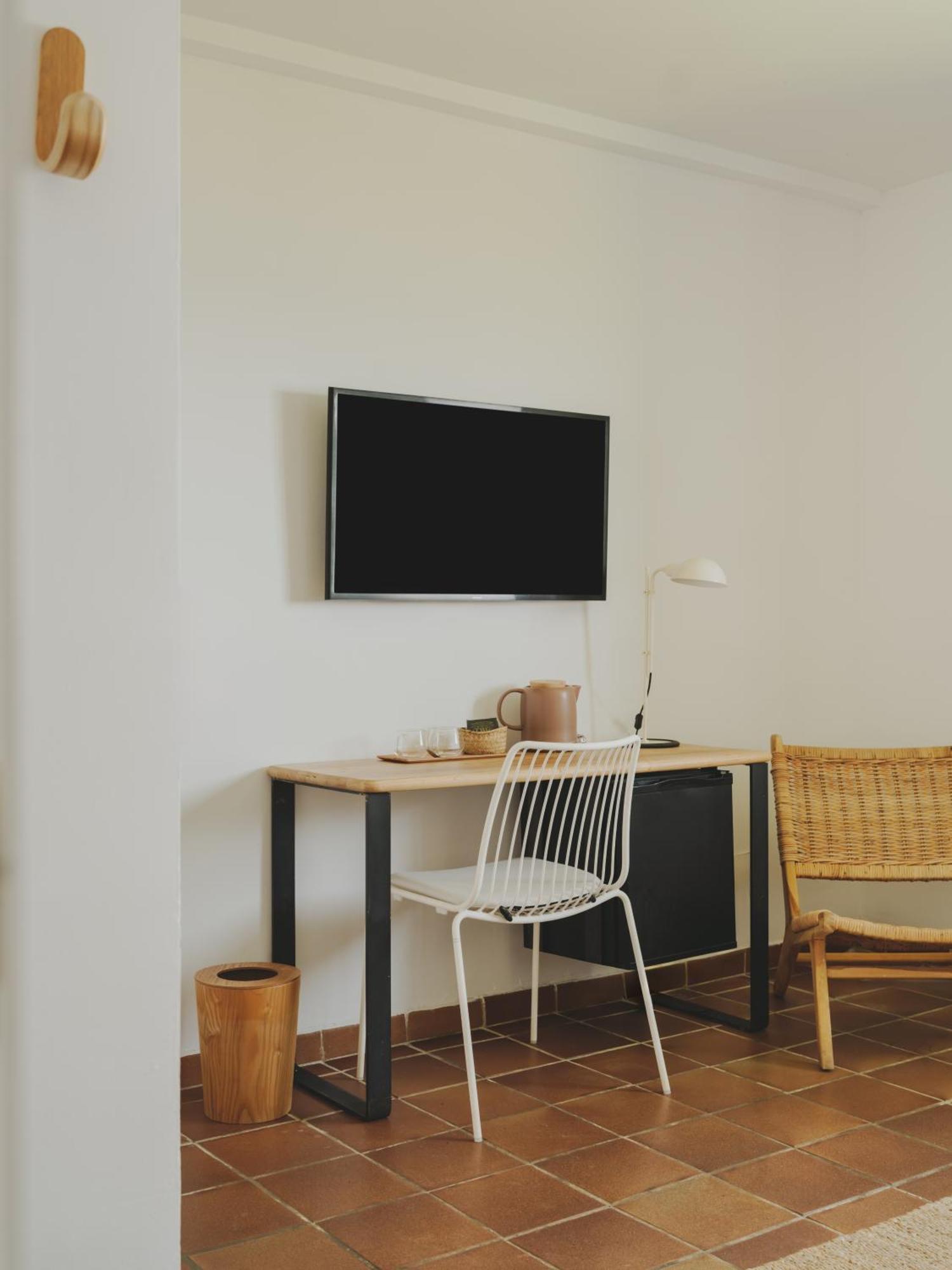 Large Single Room