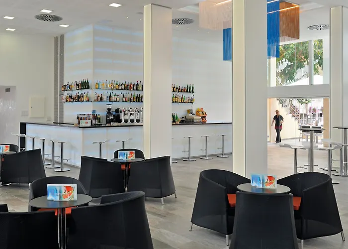Hotel vicino a acqualand