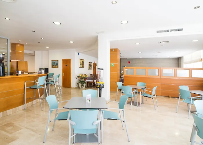 Palma de Mallorca hotels near Parc de la Mar