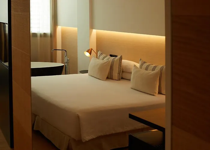 Palma de Mallorca 4 Star Hotels near Catedral de Mallorca