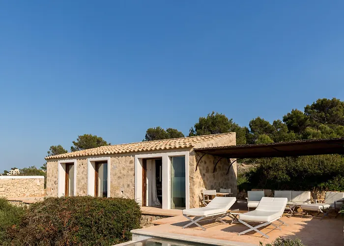 Palma de Mallorca Hotels near Palma de Mallorca Airport (PMI)