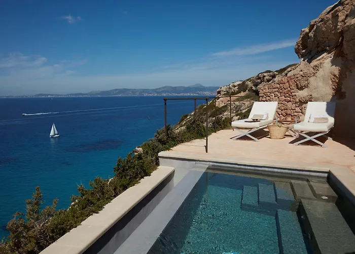 Palma de Mallorca Hotels near Palma de Mallorca Airport (PMI)