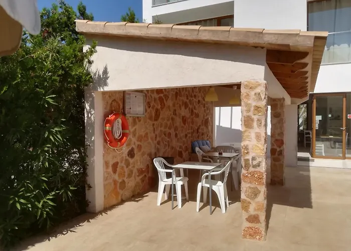 Apartamentos Villa Primera Cala Figuera 