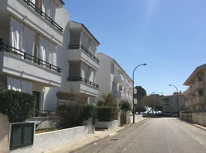 Apartamentos Es Dolc Colonia de Sant Jordi