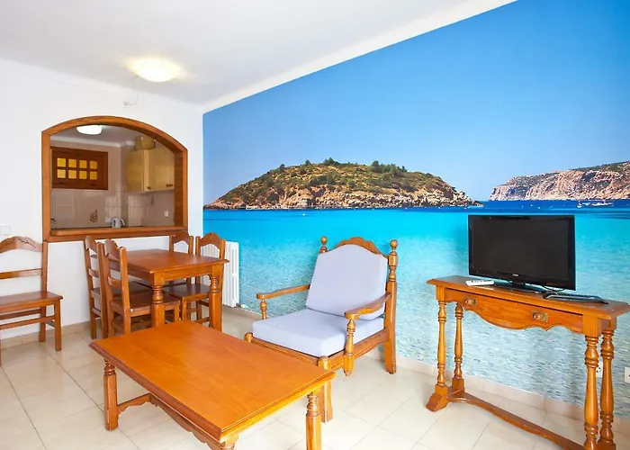 Apartamentos Sol y Mar Cala Bona 