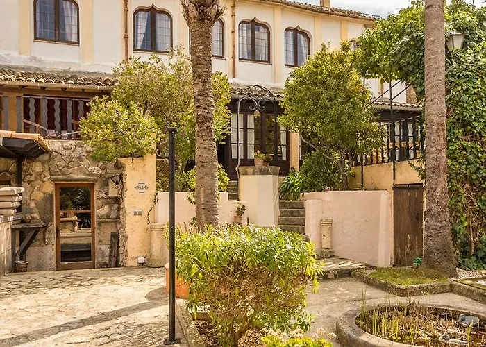 Leon De Sineu Hotel